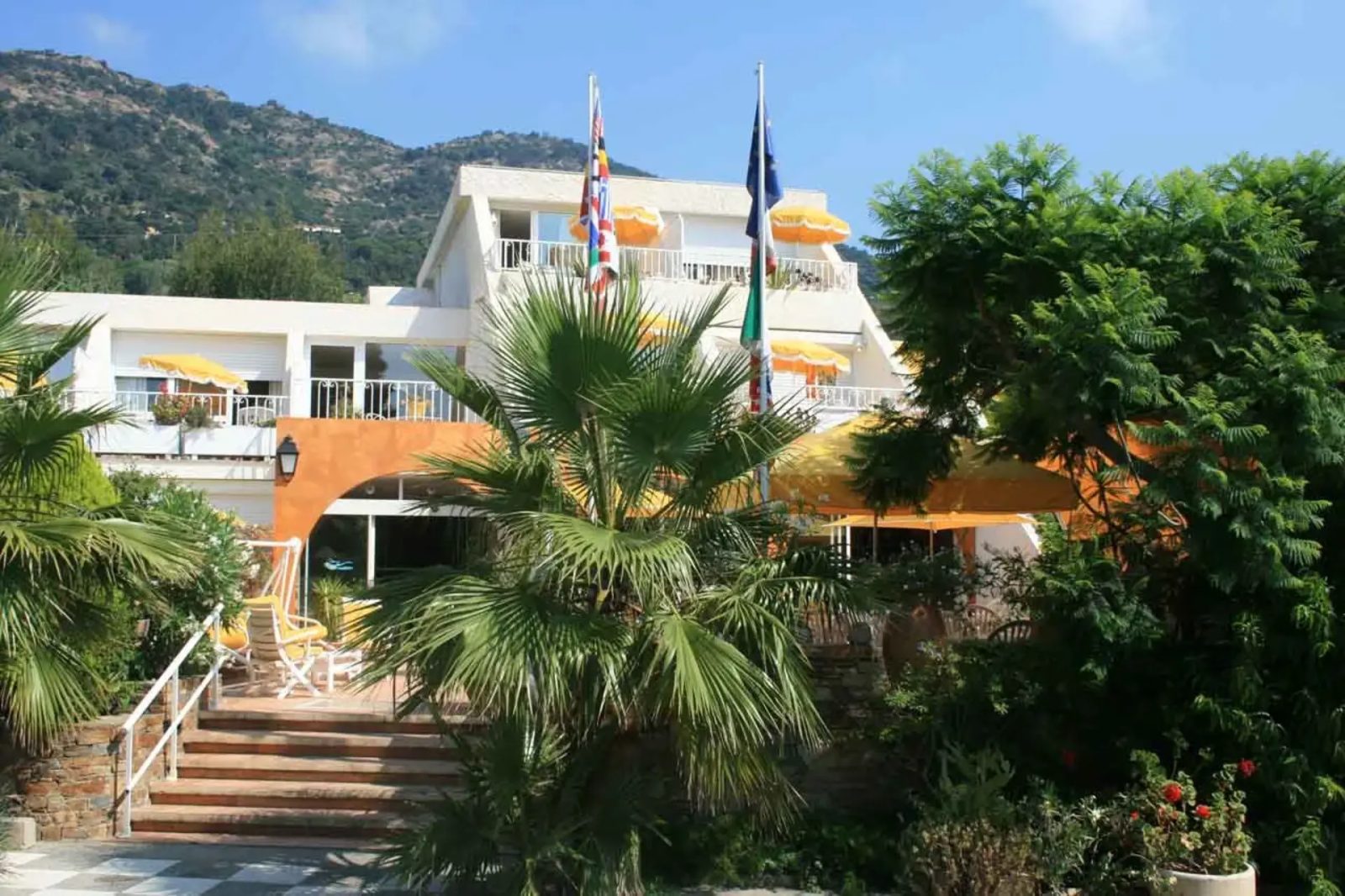 Hôtel Les Alcyons_Le Lavandou