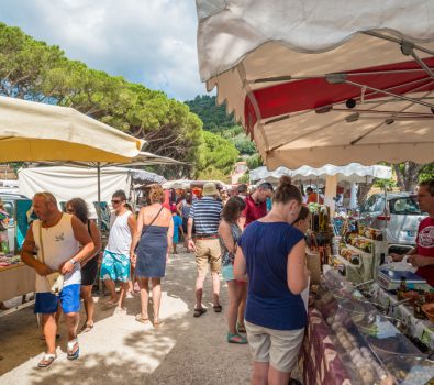 Marché provençal de Cavalière